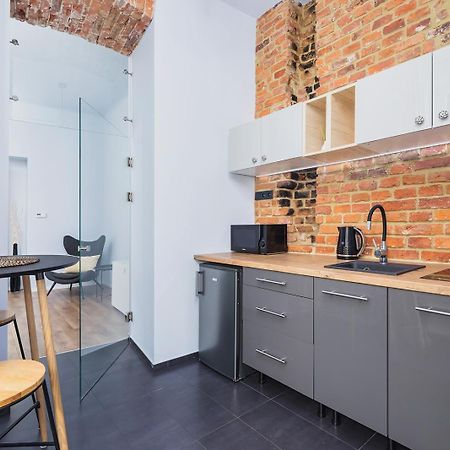 One Bedroom Apartment - Sarego 28 Street كراكوفيا المظهر الخارجي الصورة